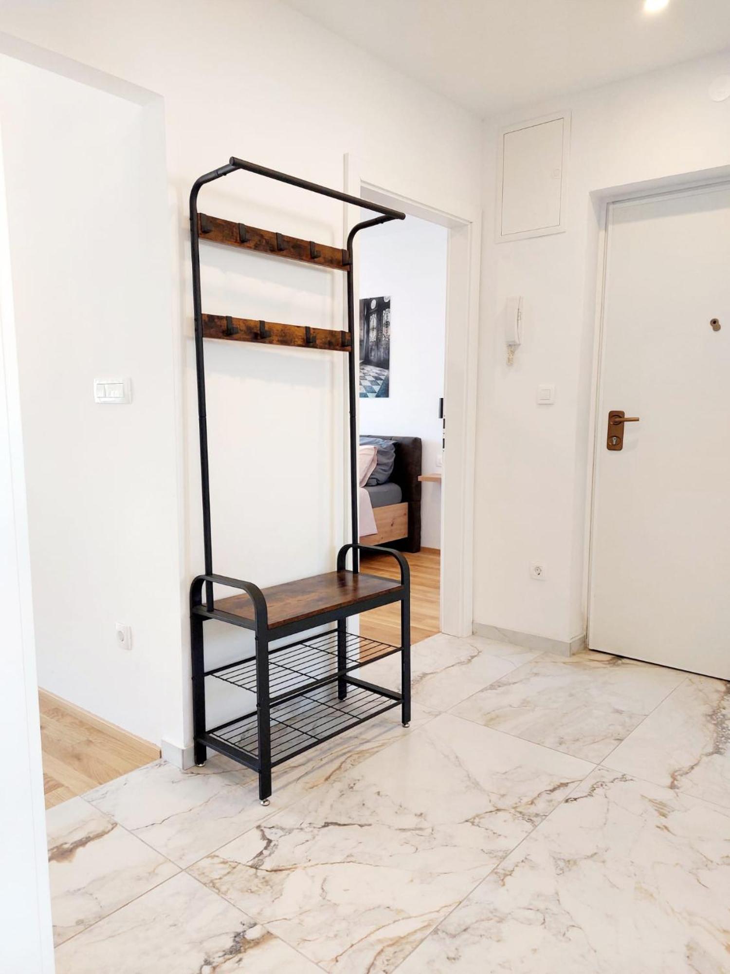 Comfort 2 Bedroom Apartment 10Min Walk From Center And Beach Split Exterior foto