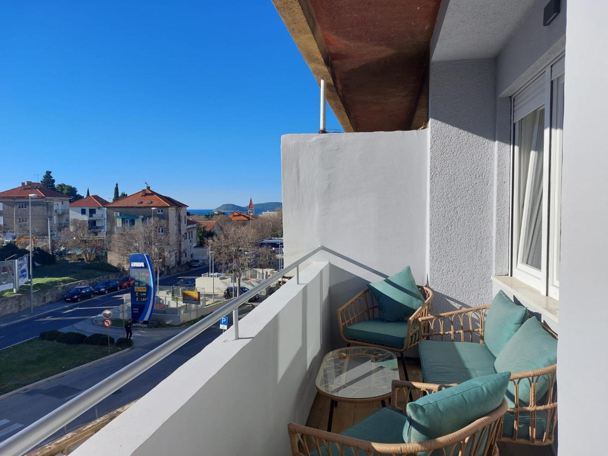Comfort 2 Bedroom Apartment 10Min Walk From Center And Beach Split Exterior foto