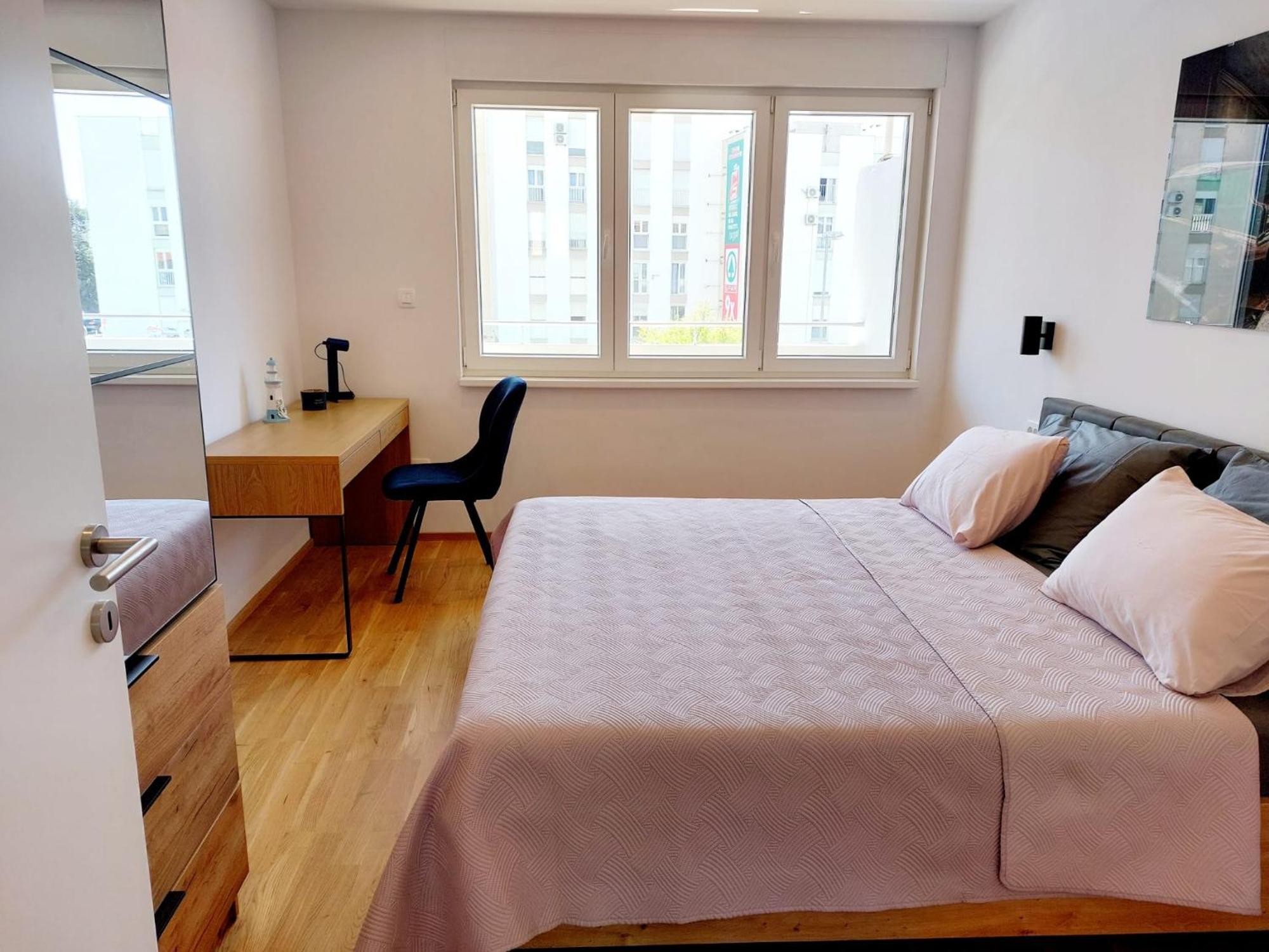 Comfort 2 Bedroom Apartment 10Min Walk From Center And Beach Split Exterior foto